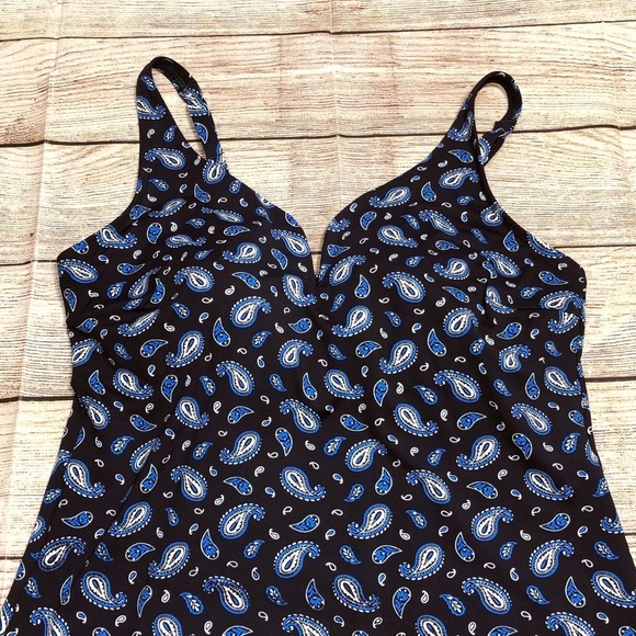 Lands' End Blue and White Paisley Control Sweetheart Tankini Top Size 12 - Picture 11 of 11